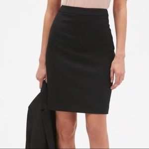 Black H&M pencil skirt size 4
